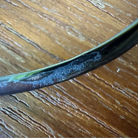 Kendra Scott Elton pinch cuff bracelet in gunmetal-tone w/ abalone shell stones - Picture 7 of 10